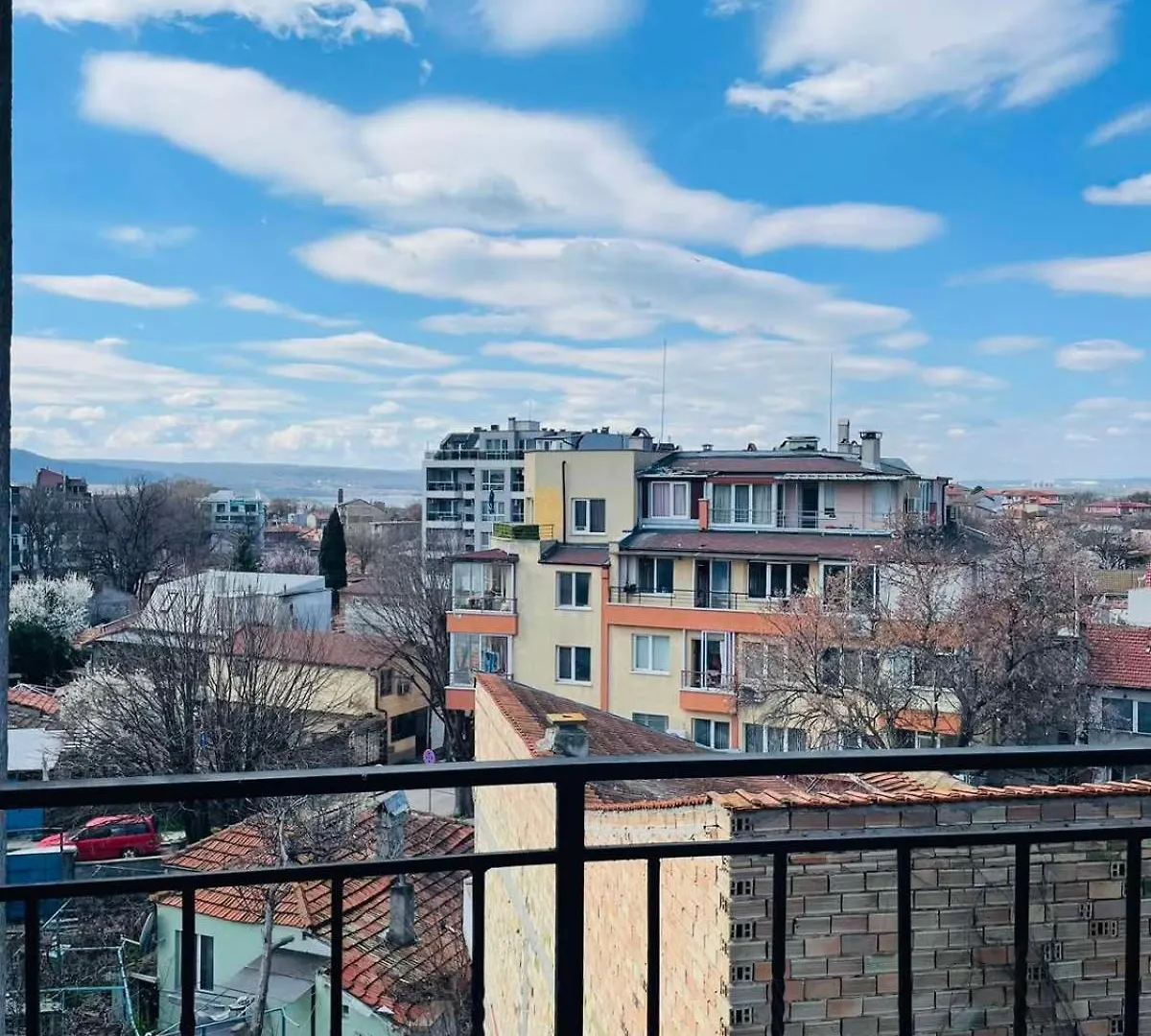Апартамент Широк Център Варна15 Минути До Центъра 0*, Varna Bulgaria