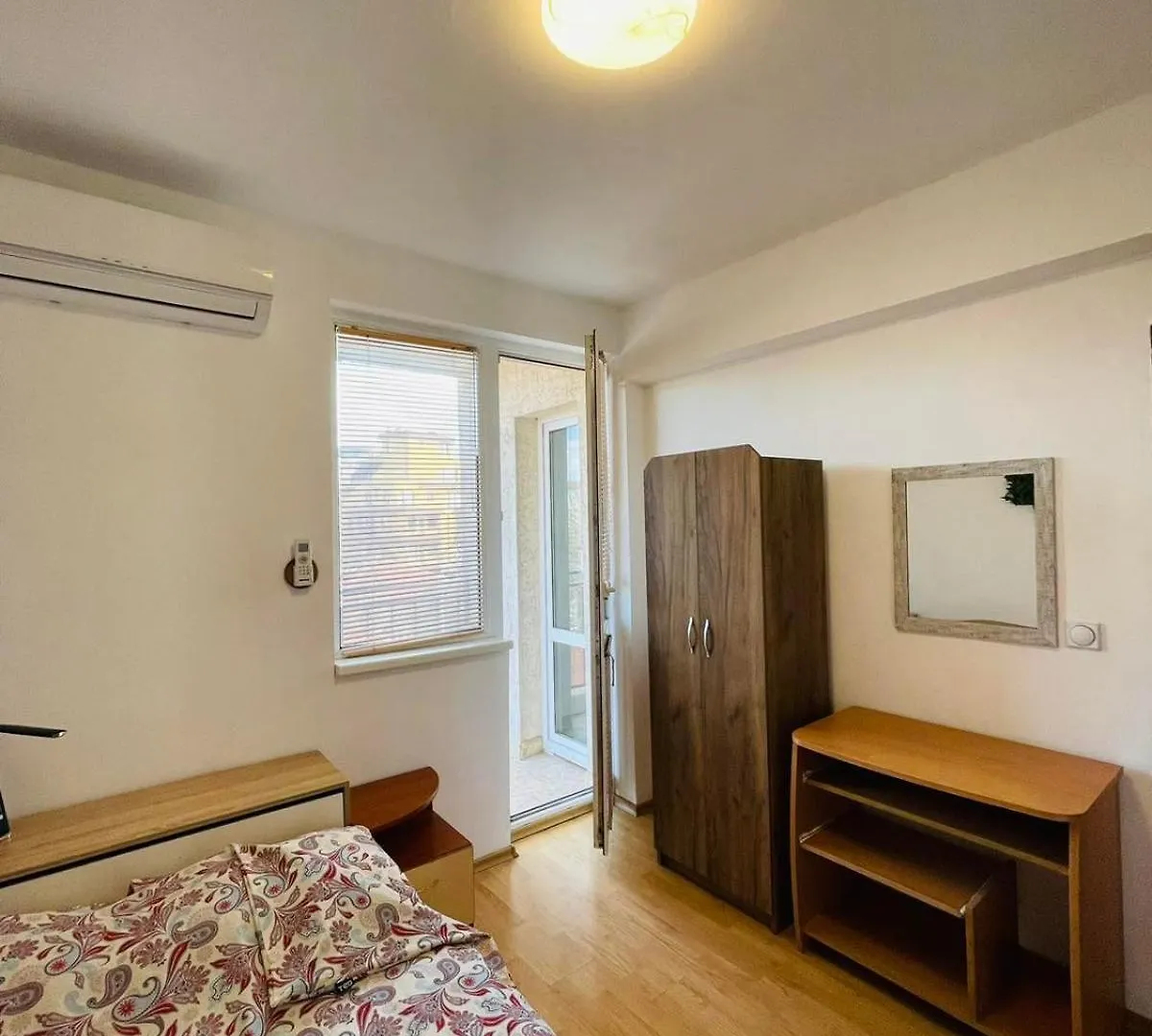 Апартамент Широк Център Варна15 Минути До Центъра Apartamento Varna